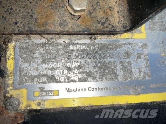 CAT V800 Konteineru manipulatori