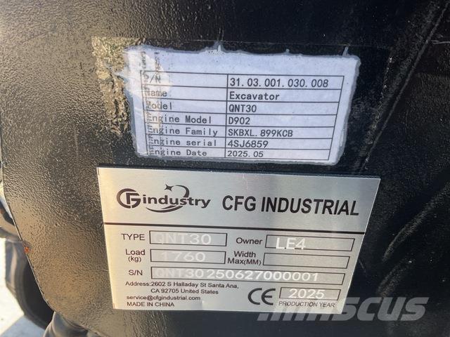 CFG QNT30 Kāpurķēžu ekskavatori