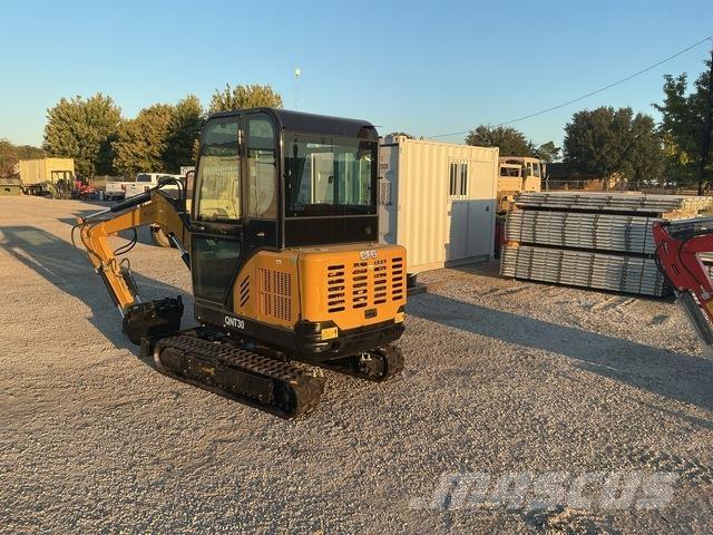 CFG QNT30 Kāpurķēžu ekskavatori