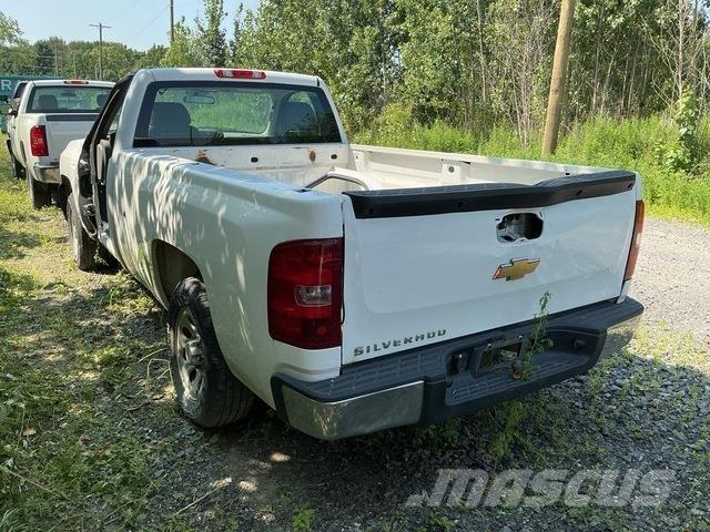 Chevrolet 1500 Vieglais kravas automobilis/izkraušana no sāniem