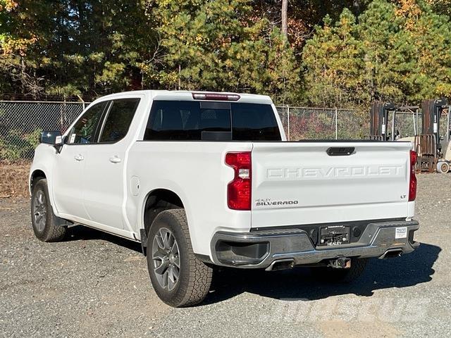 Chevrolet 1500 Vieglais kravas automobilis/izkraušana no sāniem