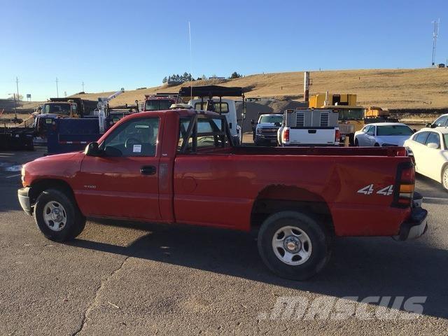 Chevrolet 1500 Vieglais kravas automobilis/izkraušana no sāniem