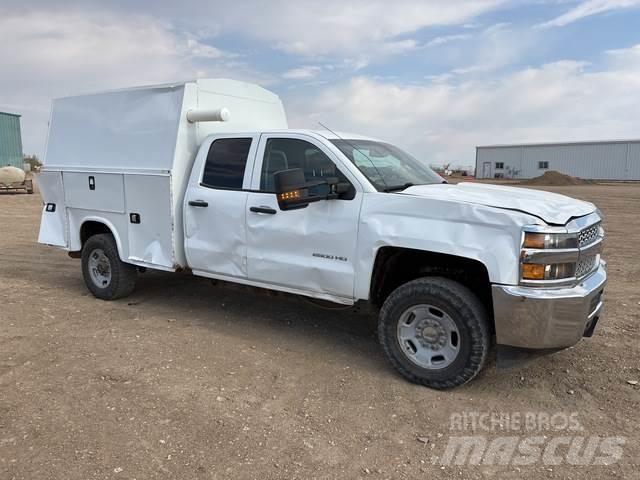 Chevrolet 2500 Vieglais kravas automobilis/izkraušana no sāniem