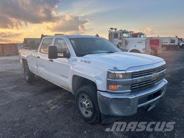 Chevrolet 2500 Vieglais kravas automobilis/izkraušana no sāniem