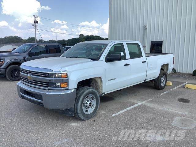 Chevrolet 2500 Vieglais kravas automobilis/izkraušana no sāniem