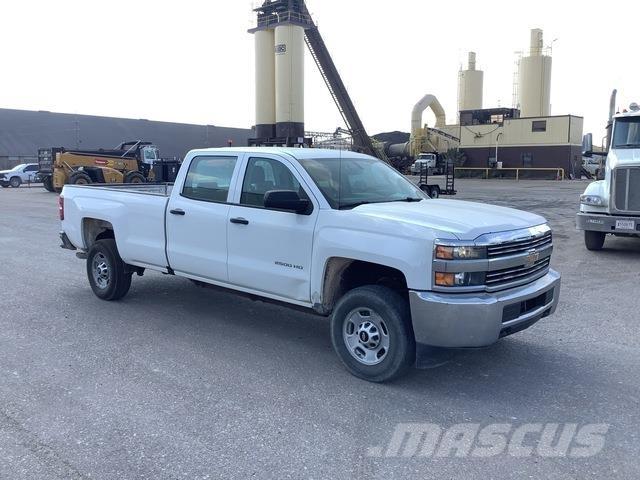 Chevrolet 2500 Vieglais kravas automobilis/izkraušana no sāniem