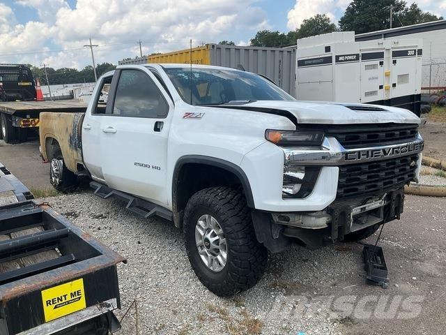 Chevrolet 2500 Vieglais kravas automobilis/izkraušana no sāniem