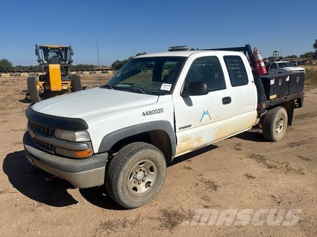 Chevrolet 2500 Platformas/izkraušana no sāniem