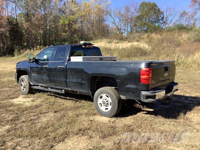 Chevrolet 2500 Vieglais kravas automobilis/izkraušana no sāniem