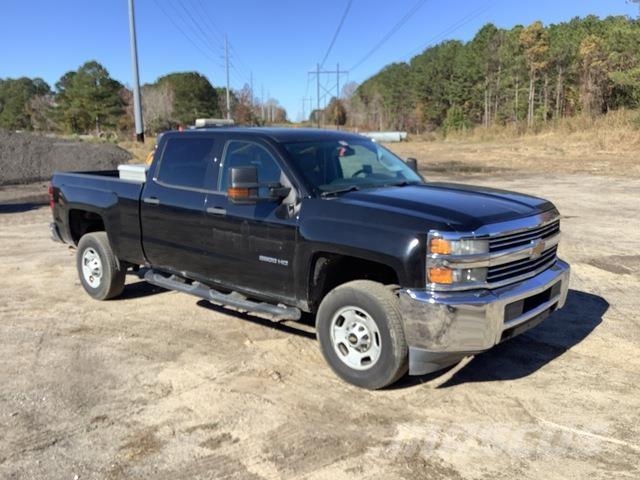 Chevrolet 2500 Vieglais kravas automobilis/izkraušana no sāniem