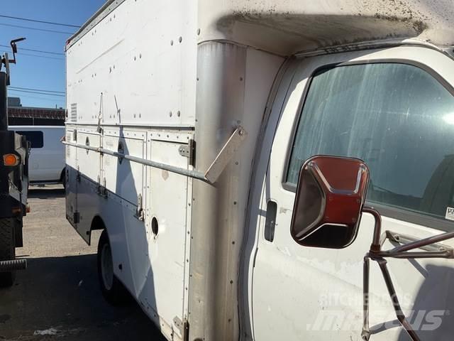 Chevrolet 3500 Preču pārvadāšanas furgoni