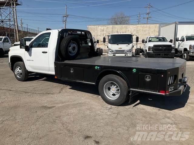 Chevrolet 3500 Platformas/izkraušana no sāniem
