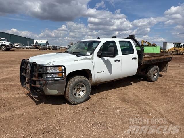 Chevrolet 3500 Platformas/izkraušana no sāniem