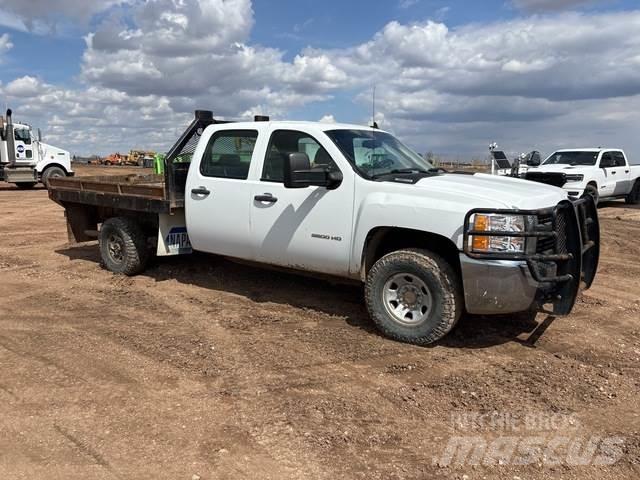 Chevrolet 3500 Platformas/izkraušana no sāniem