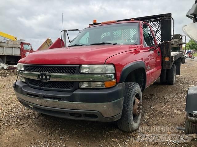 Chevrolet 3500 Platformas/izkraušana no sāniem