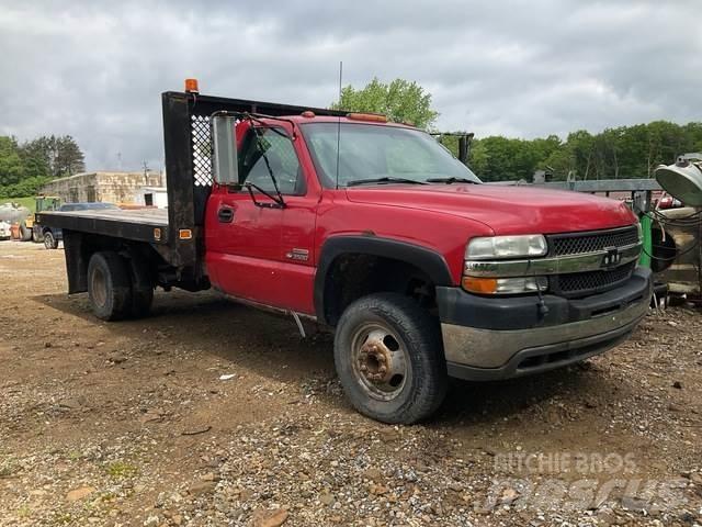 Chevrolet 3500 Platformas/izkraušana no sāniem