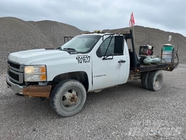 Chevrolet 3500 Platformas/izkraušana no sāniem