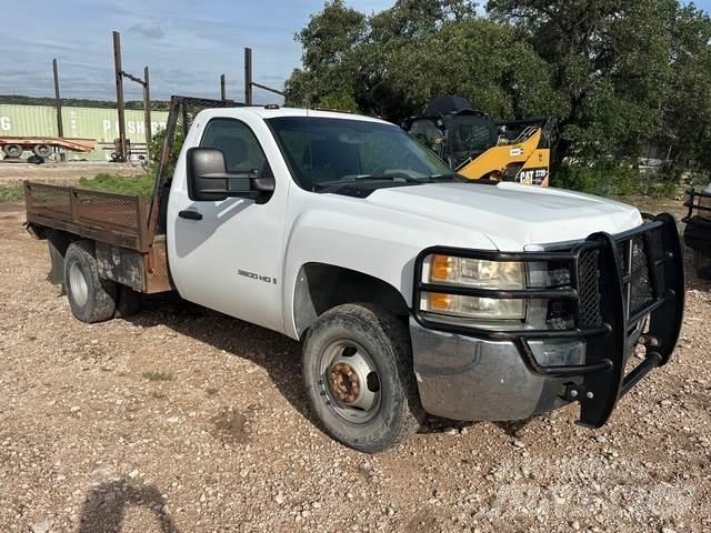 Chevrolet 3500 Platformas/izkraušana no sāniem