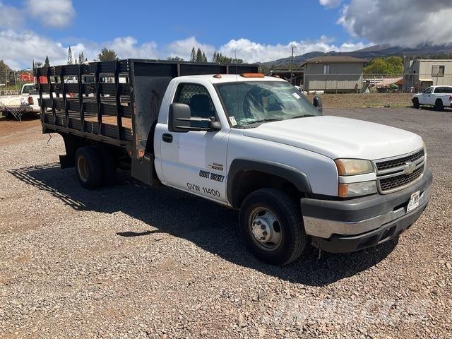 Chevrolet 3500 Platformas/izkraušana no sāniem