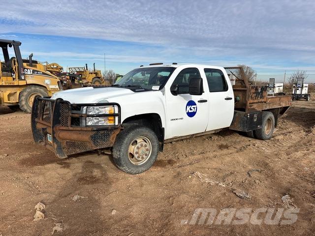 Chevrolet 3500 Platformas/izkraušana no sāniem