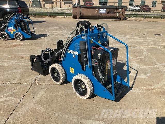  Cratos Sherpa Lietoti riteņu kompaktiekrāvēji