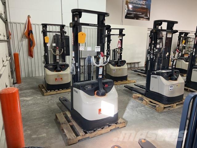 Crown ES 4000 Pašgājēji krautnētāji