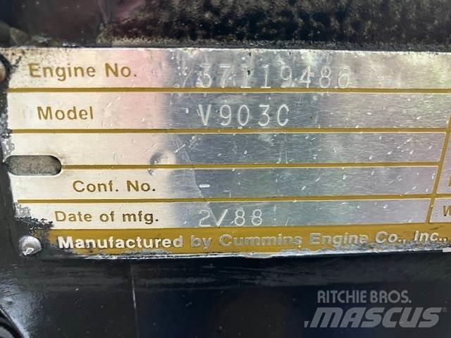 Cummins V903C Dzinēji
