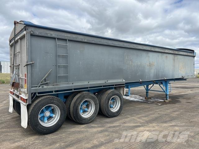  Debora Downs Pašizgāzējs