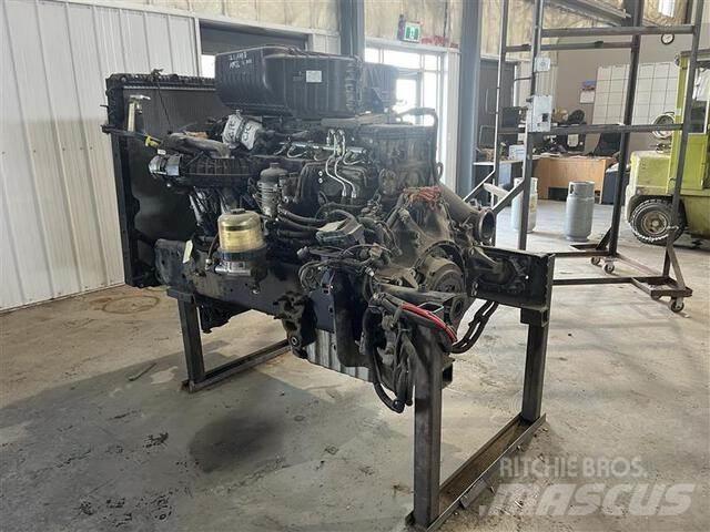 Detroit DD15 Dzinēji