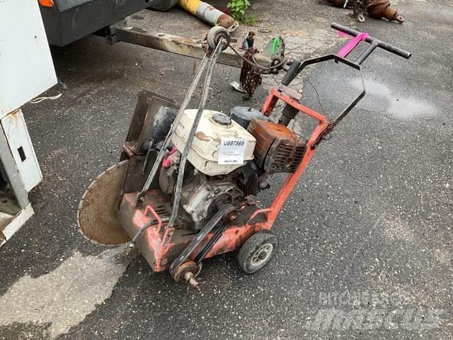 Diamond CC1300 Būvniecība- Citi