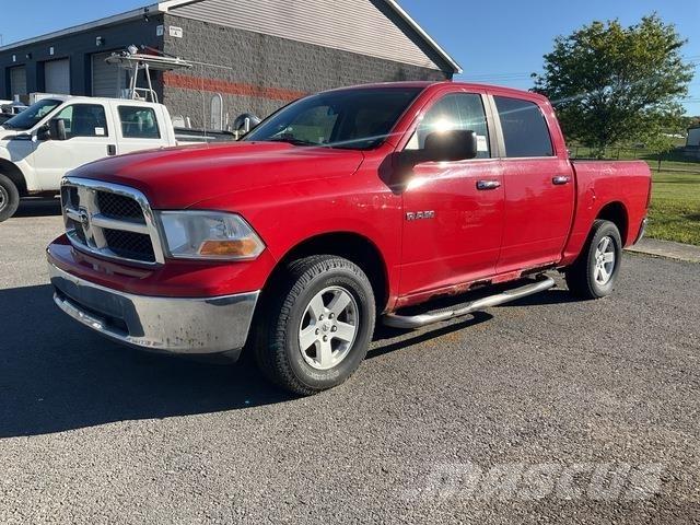 Dodge 1500 Vieglais kravas automobilis/izkraušana no sāniem
