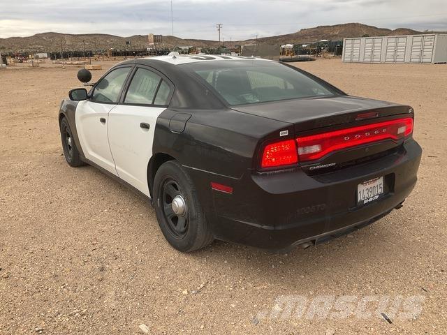 Dodge Charger Automašīnas