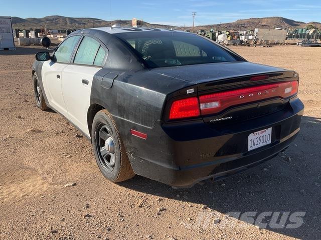 Dodge Charger Automašīnas