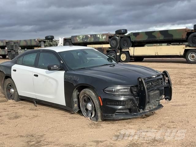 Dodge Charger Automašīnas