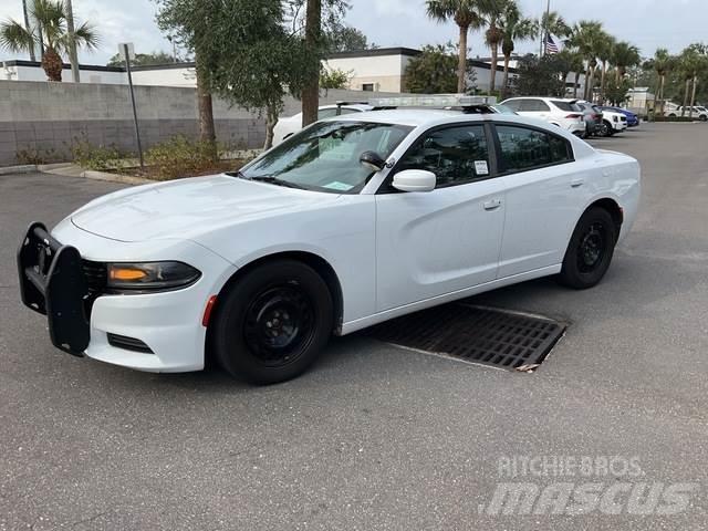 Dodge Charger Automašīnas