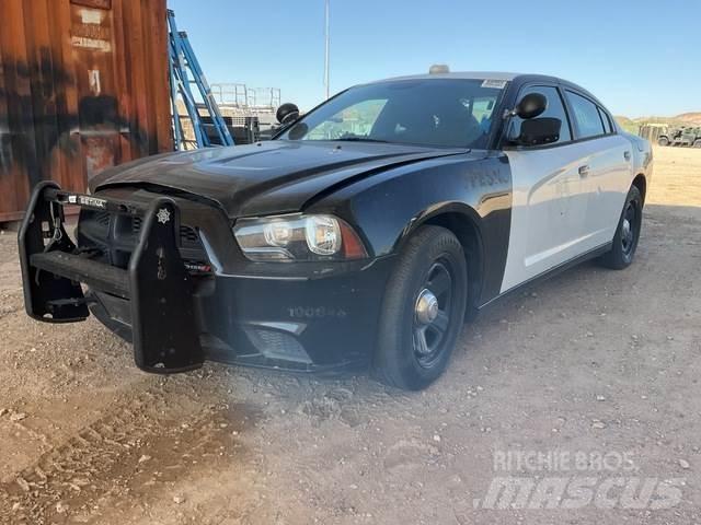 Dodge Charger Automašīnas