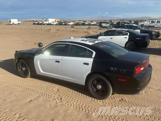 Dodge Charger Automašīnas