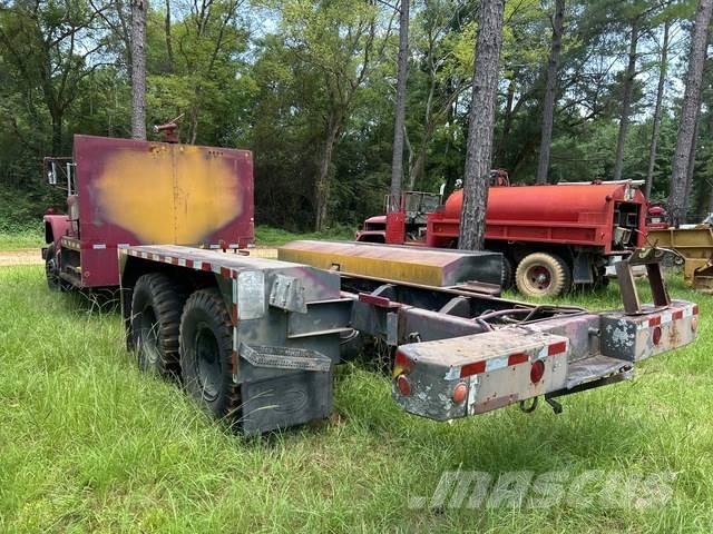 Dodge D80 Kabīnes un interjers