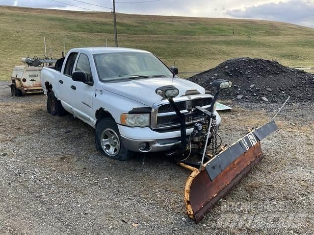 Dodge Ram 1500 Sniega naži un tīrītāji