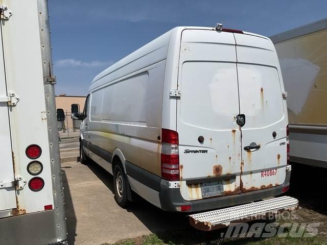 Dodge Sprinter Preču pārvadāšanas furgoni