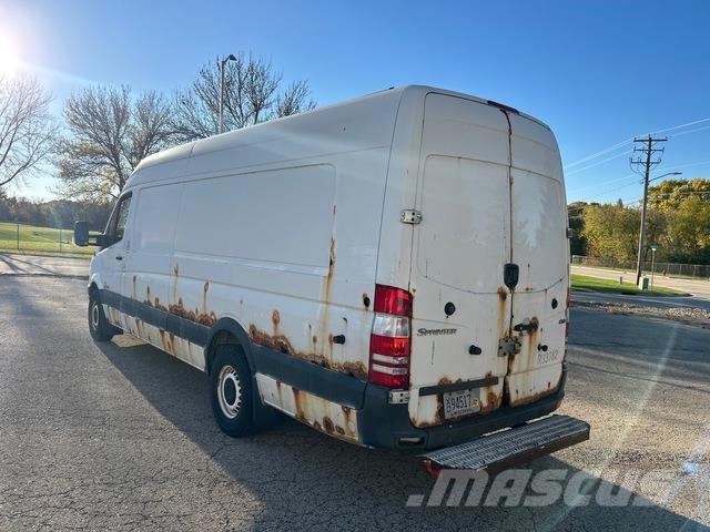 Dodge Sprinter Preču pārvadāšanas furgoni