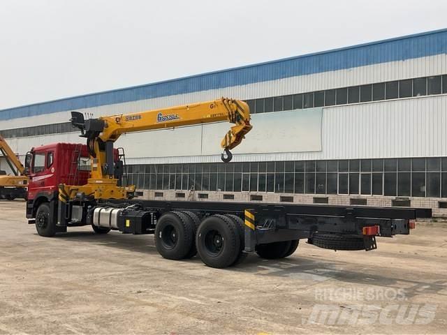 Dongfeng T15 Smagās mašīnas ar celtni