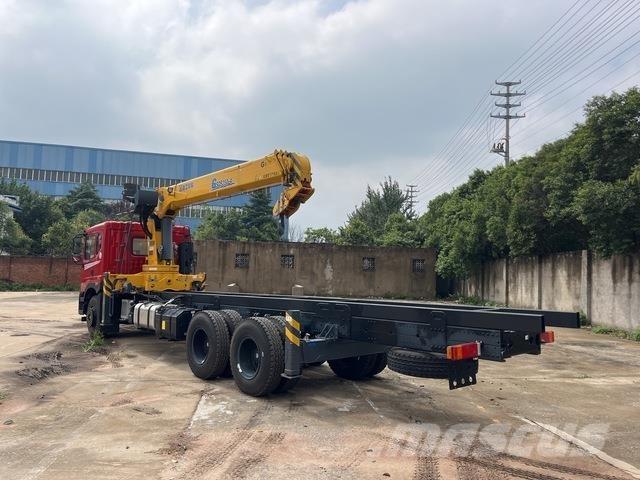 Dongfeng T5 Smagās mašīnas ar celtni