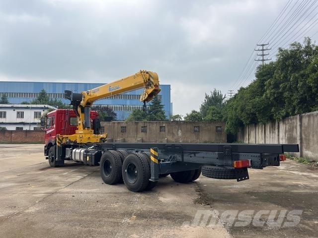 Dongfeng T5 Smagās mašīnas ar celtni