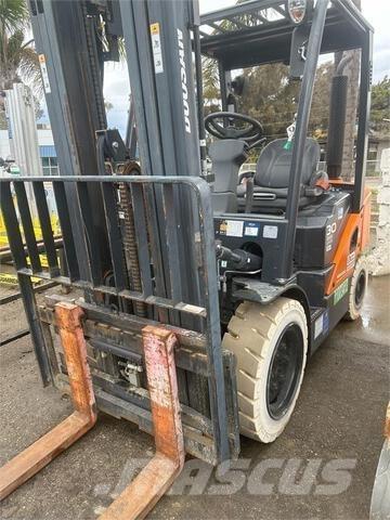 Doosan D30S7 Autokrāvēji - citi