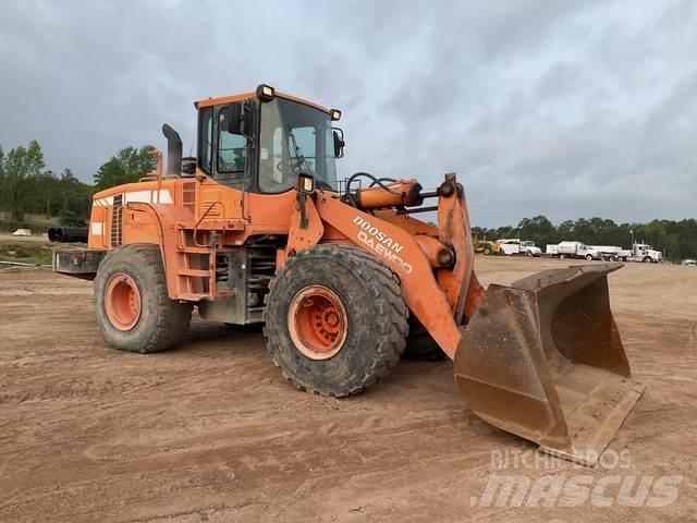 Doosan DL300 Iekrāvēji uz riteņiem