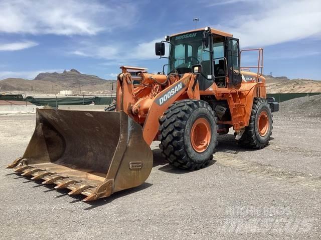 Doosan DL300-5 Iekrāvēji uz riteņiem