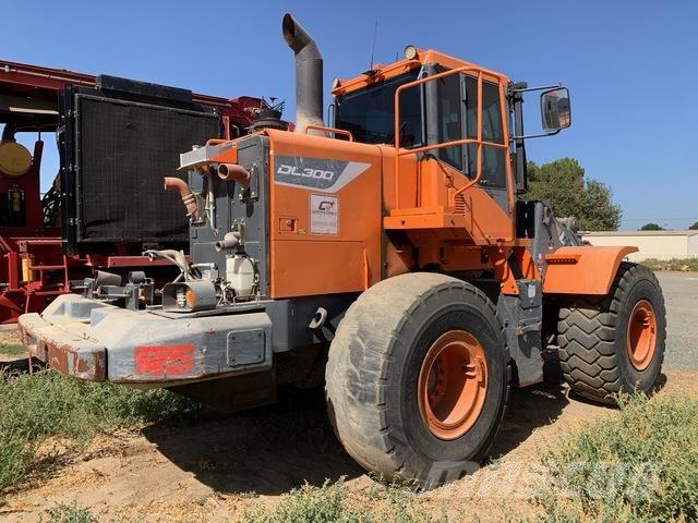 Doosan DL300-5 Iekrāvēji uz riteņiem