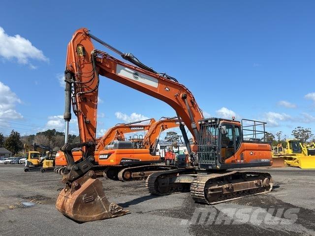 Doosan DX300LC Kāpurķēžu ekskavatori