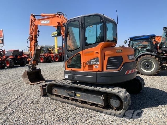 Doosan DX85R-3 Kāpurķēžu ekskavatori